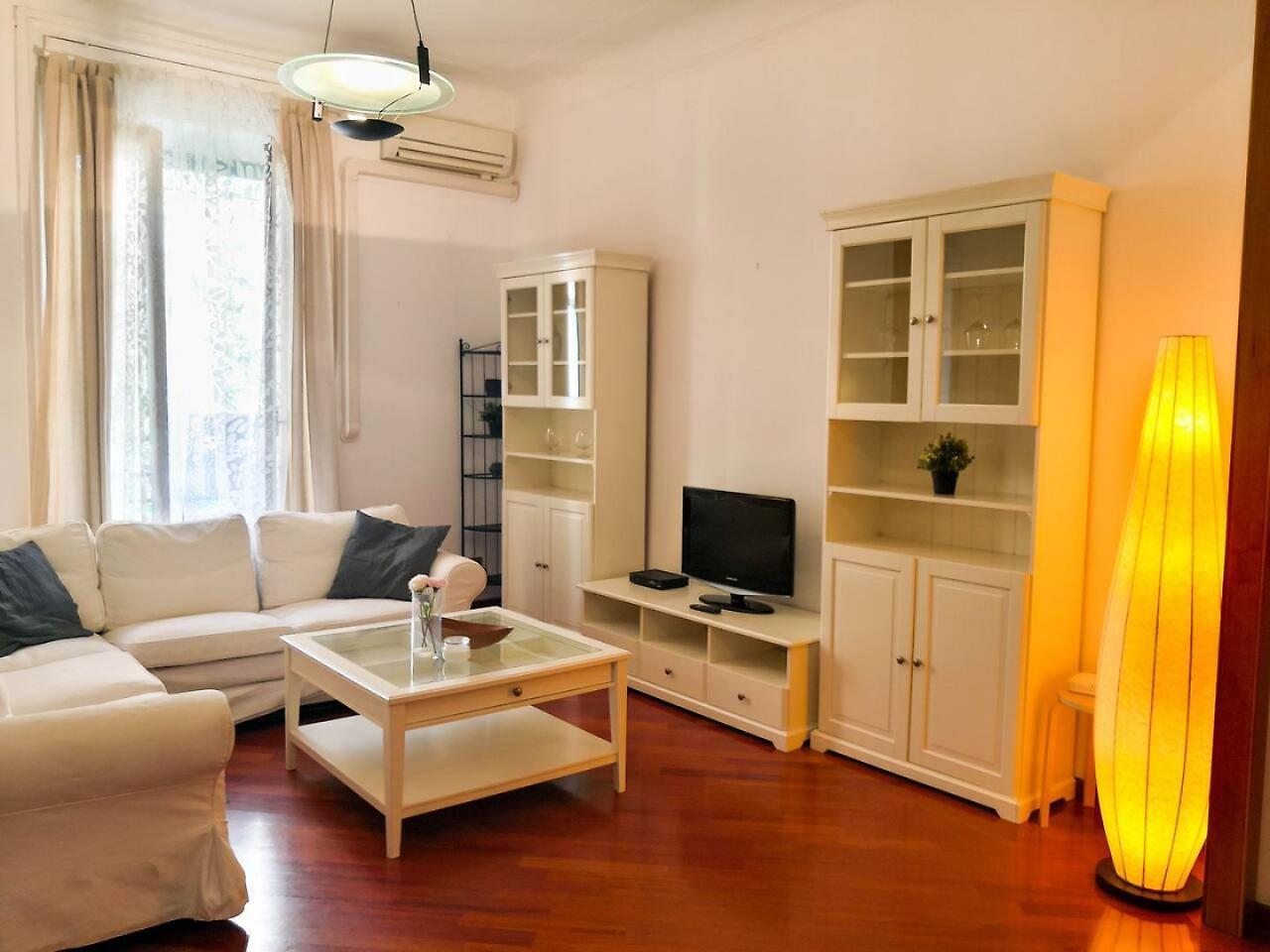 Joivy 1 Bedroom Apt Next To Piazza Leonardo Da Vinci Mailand Exterior foto