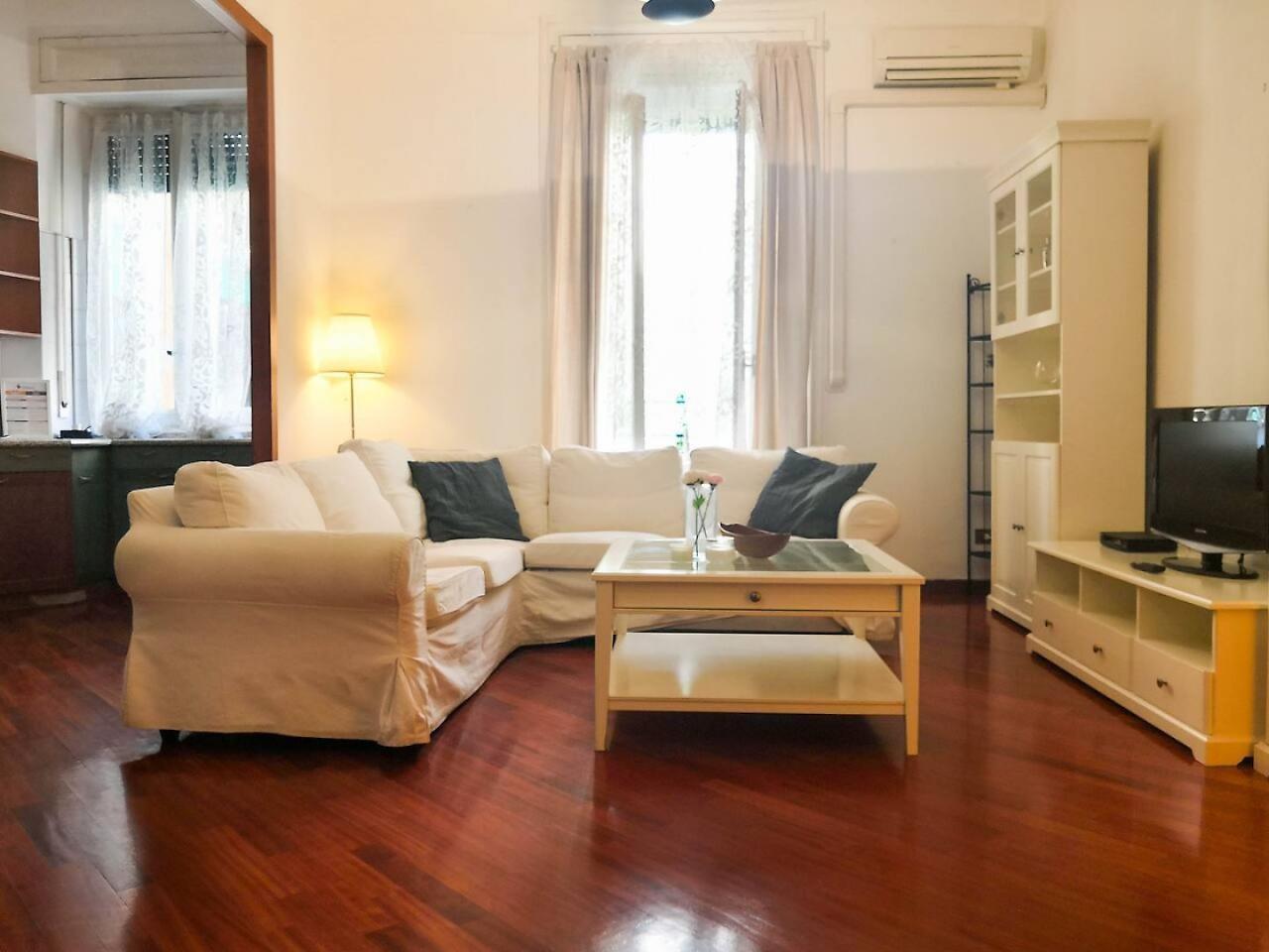 Joivy 1 Bedroom Apt Next To Piazza Leonardo Da Vinci Mailand Exterior foto